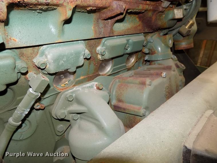 image for item DZ9598 Detroit Diesel 8083-7K92 V8 turbo diesel engine