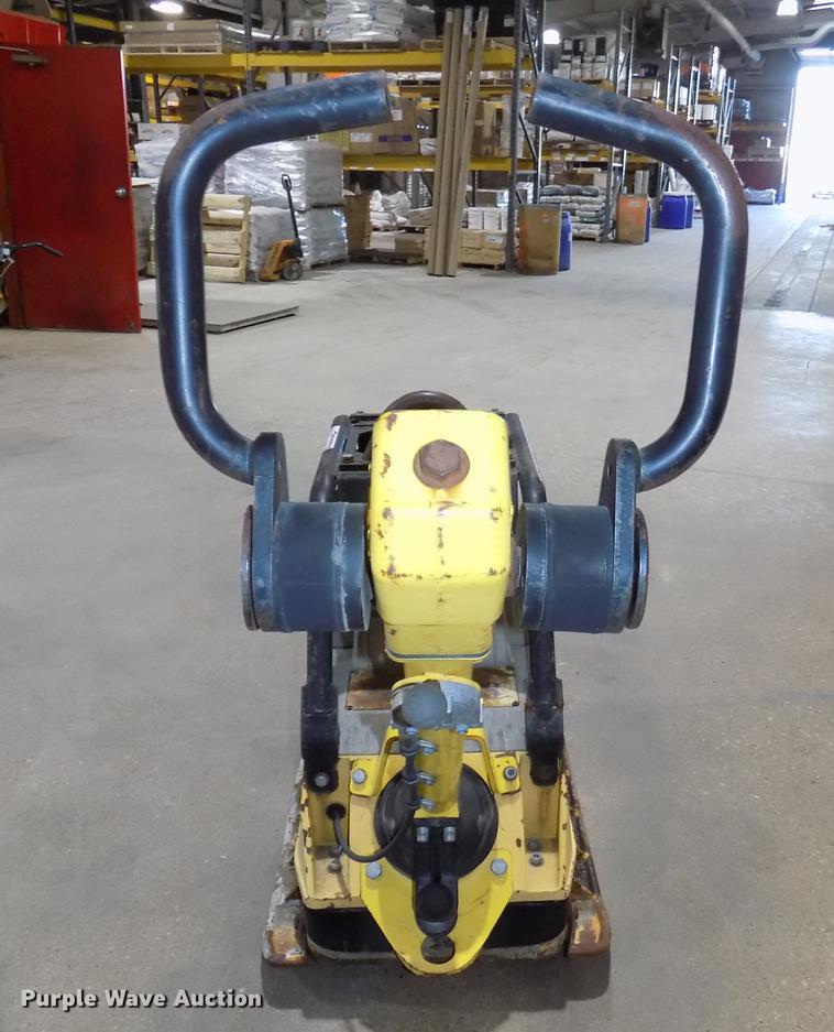 image for item DZ9614 2006 Wacker DPU5045H plate compactor