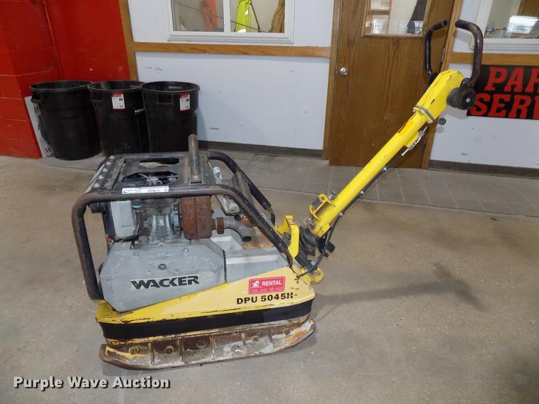 image for item DZ9614 2006 Wacker DPU5045H plate compactor