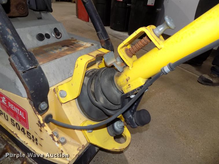 image for item DZ9614 2006 Wacker DPU5045H plate compactor