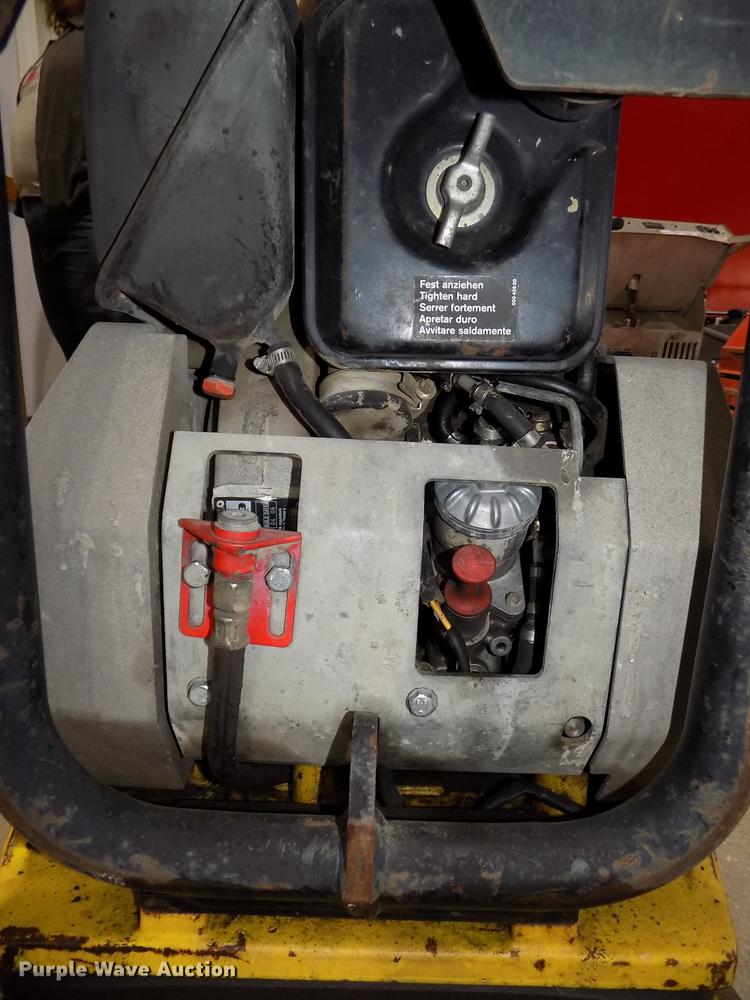 image for item DZ9614 2006 Wacker DPU5045H plate compactor
