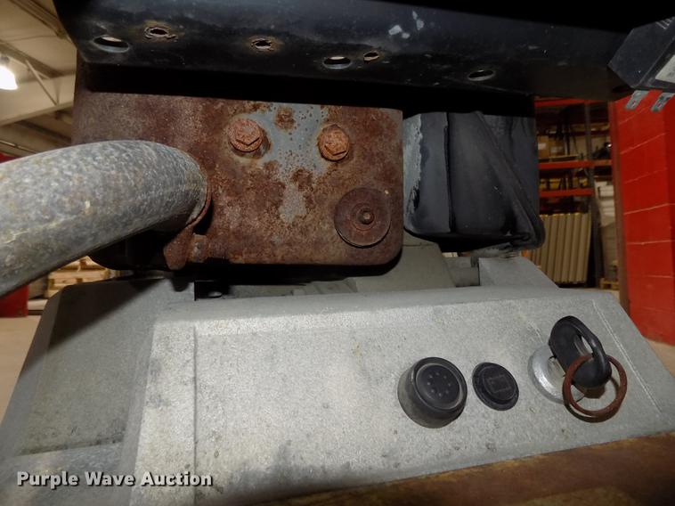 image for item DZ9614 2006 Wacker DPU5045H plate compactor