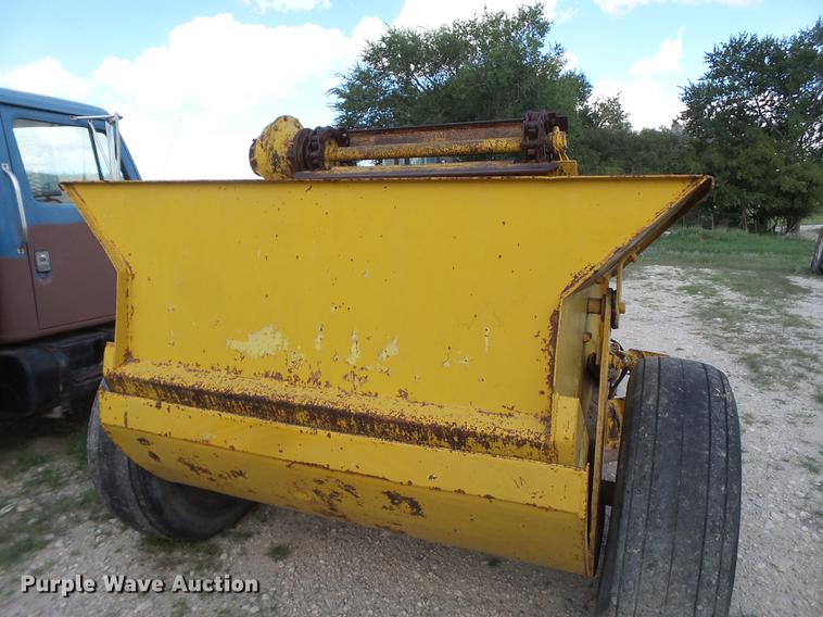 image for item EI9653 Elevating scraper