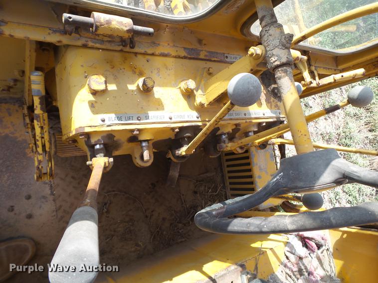 image for item EI9658 Caterpillar 120G rigid frame motor grader