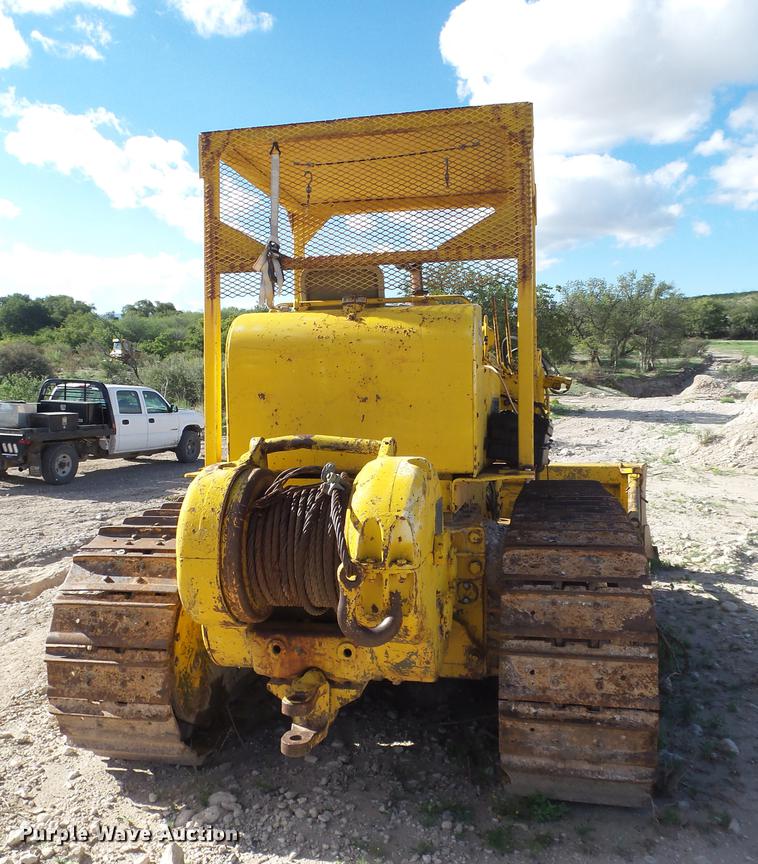 image for item EI9659 1958 International TD18 dozer