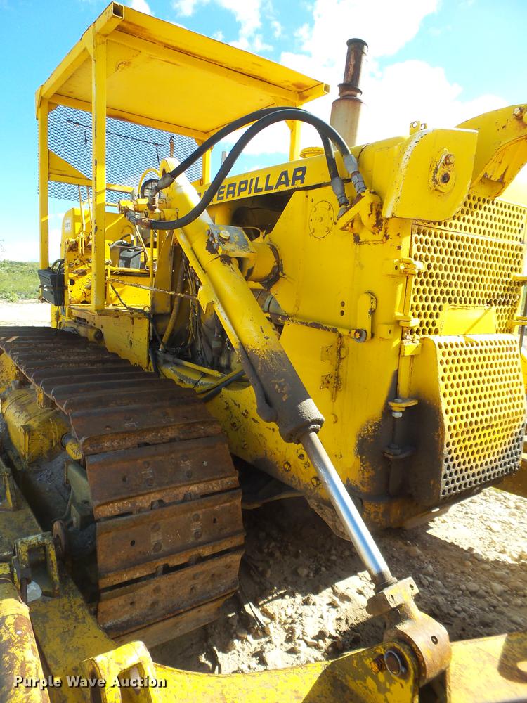 image for item EI9659 1958 International TD18 dozer