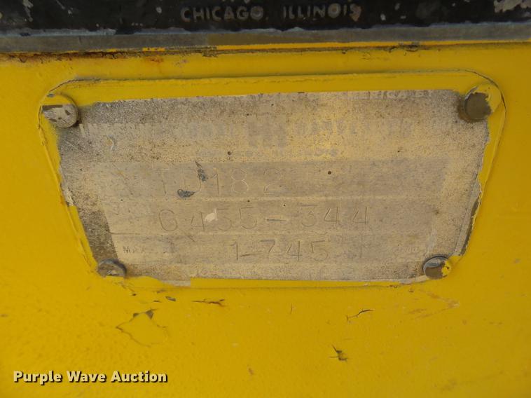 image for item EI9659 1958 International TD18 dozer