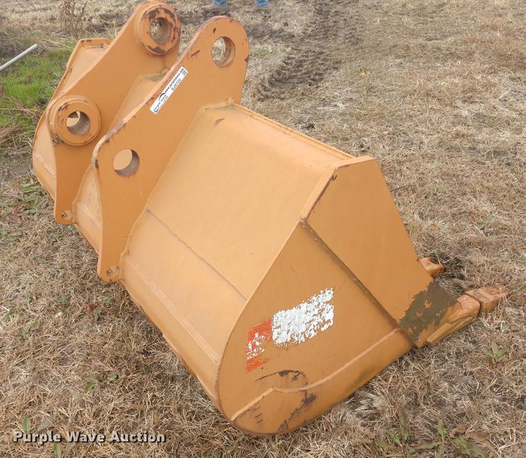 image for item EJ9720 66"W excavator bucket
