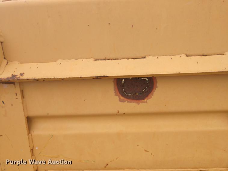 image for item EJ9722 Case 76"W skid steer bucket