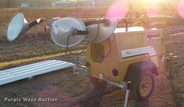 image for item EM9022 Allmand Night-Lite Pro light plant