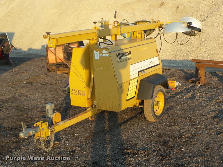 image for item EM9022 Allmand Night-Lite Pro light plant