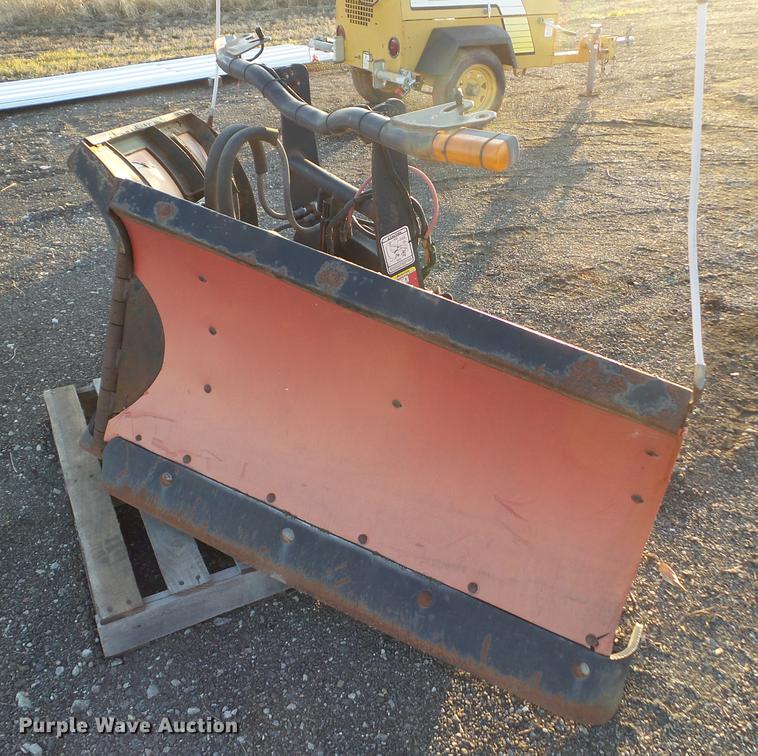 image for item EM9023 The Boss V-plow