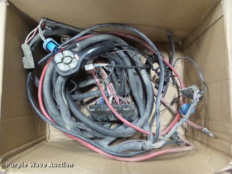 image for item EM9024 The Boss V-plow