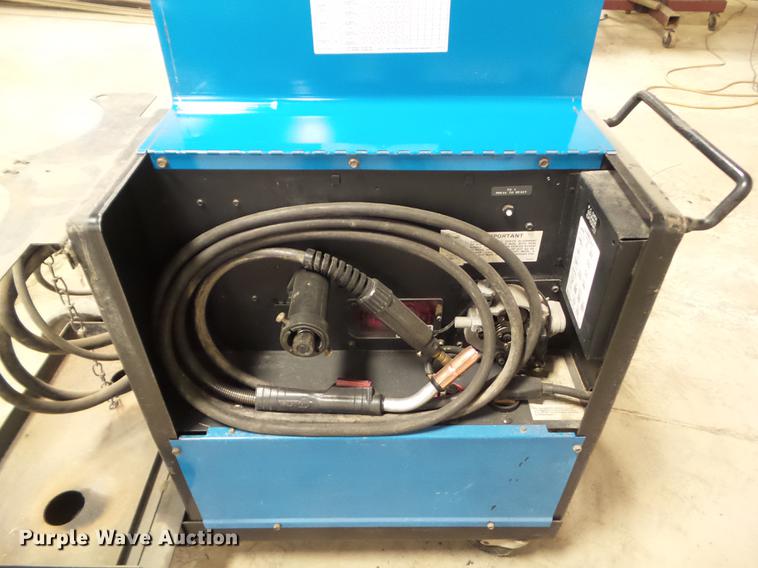 image for item EM9025 Miller Millermatic 250 AC/DC welder