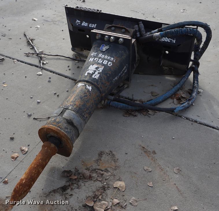 image for item EU9242 2007 Bobcat HB980 skid steer breaker