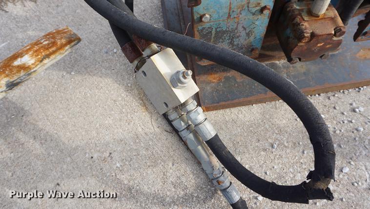 image for item EU9245 Tomen compactor