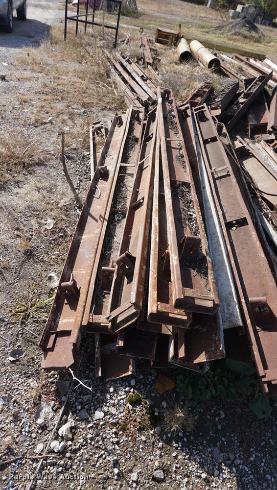 image for item EU9249 Concrete forms