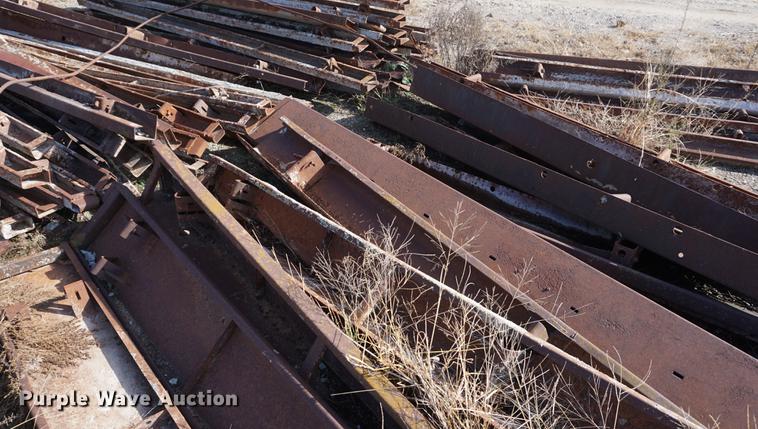 image for item EU9249 Concrete forms