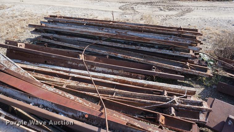 image for item EU9249 Concrete forms