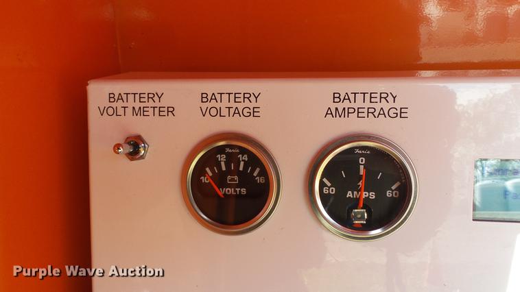 image for item EV9534 2010 National Signal Sunray 380 message board