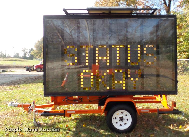 image for item EV9534 2010 National Signal Sunray 380 message board