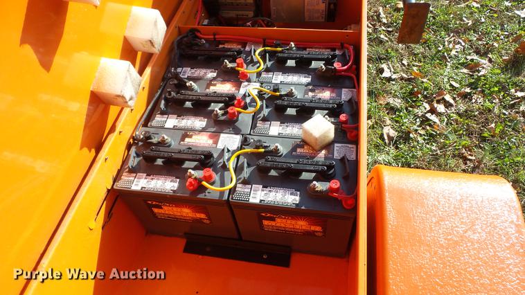 image for item EV9534 2010 National Signal Sunray 380 message board