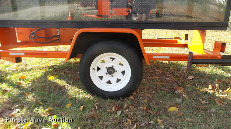 image for item EV9534 2010 National Signal Sunray 380 message board