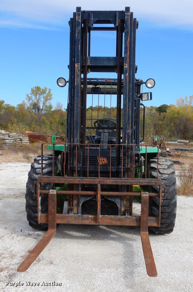 image for item EW9510 2005 JCB 320 forklift