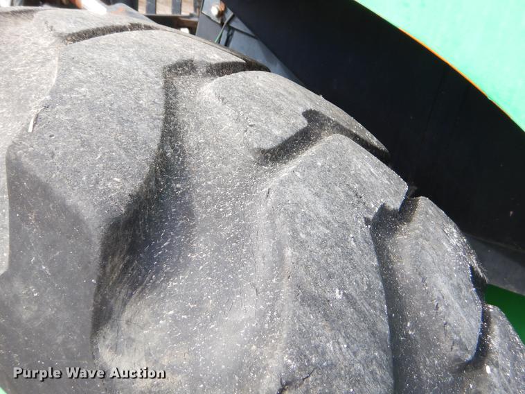 image for item EW9510 2005 JCB 320 forklift