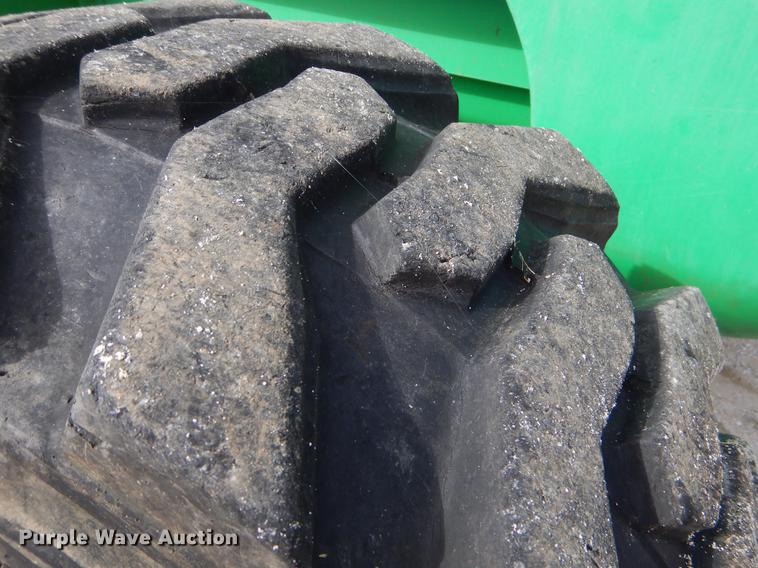 image for item EW9510 2005 JCB 320 forklift