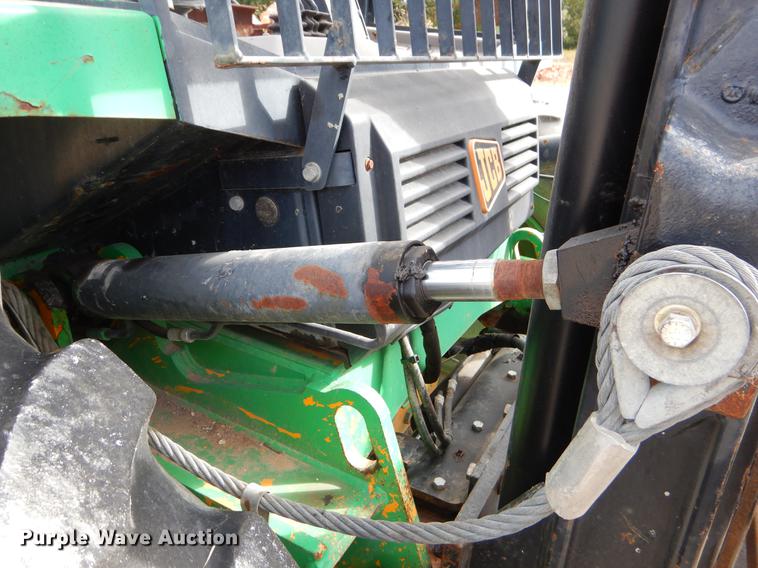 image for item EW9510 2005 JCB 320 forklift