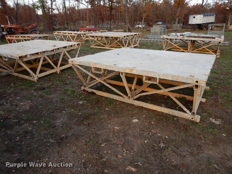 image for item EW9606 Bennu continuous climb scaffold