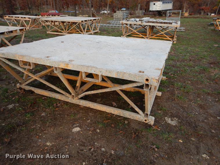 image for item EW9606 Bennu continuous climb scaffold