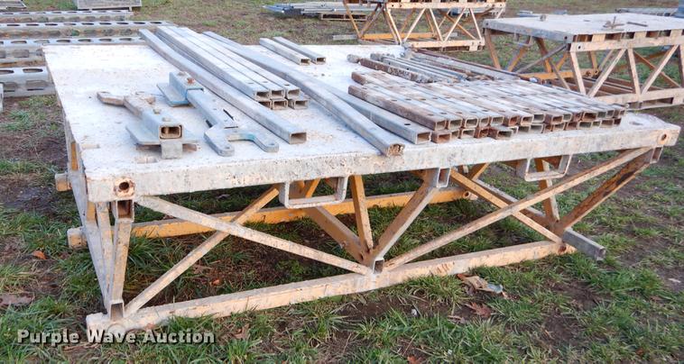 image for item EW9606 Bennu continuous climb scaffold