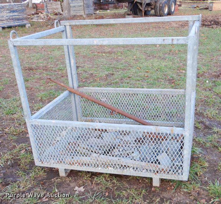 image for item EW9606 Bennu continuous climb scaffold