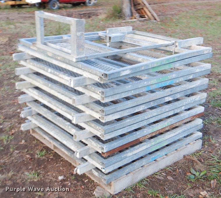 image for item EW9606 Bennu continuous climb scaffold