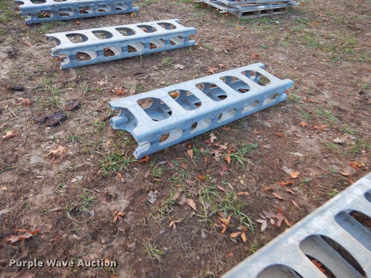 image for item EW9606 Bennu continuous climb scaffold