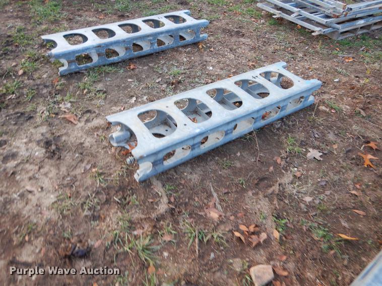 image for item EW9606 Bennu continuous climb scaffold