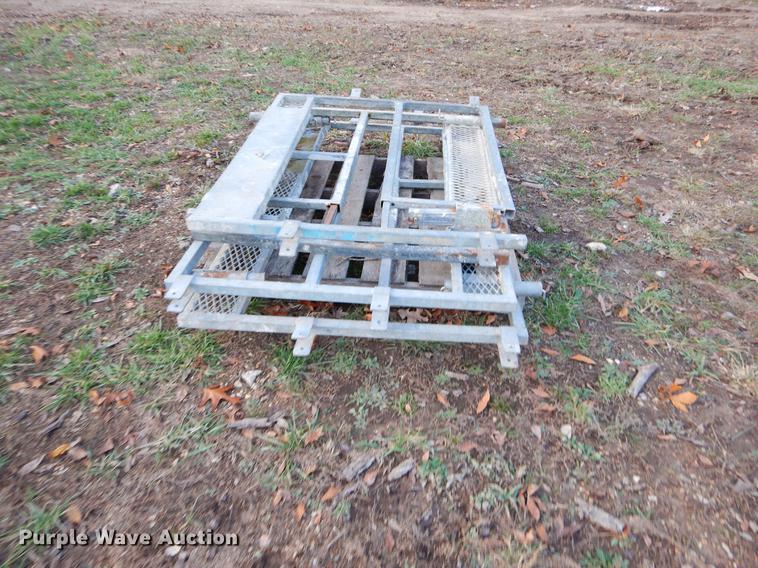 image for item EW9606 Bennu continuous climb scaffold