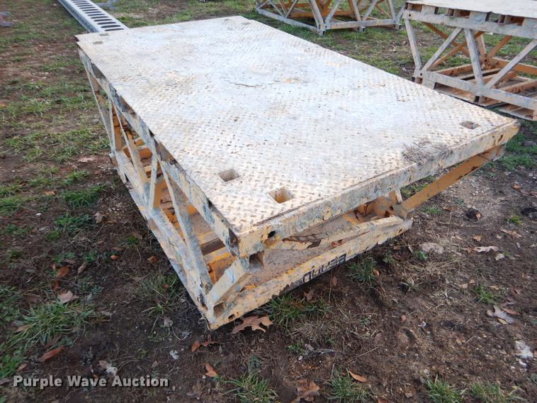 image for item EW9606 Bennu continuous climb scaffold