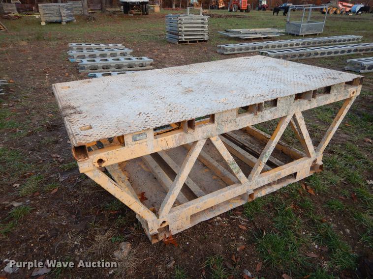 image for item EW9606 Bennu continuous climb scaffold