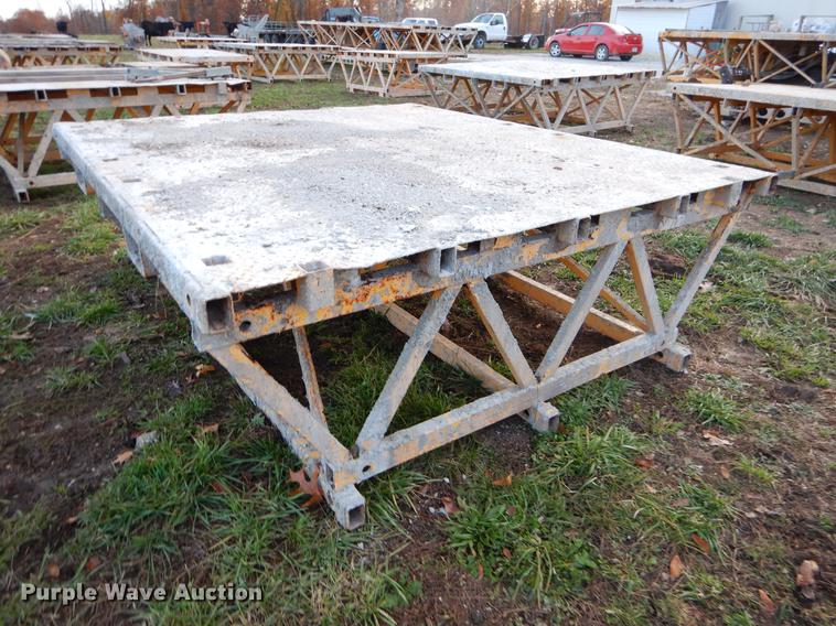 image for item EW9606 Bennu continuous climb scaffold