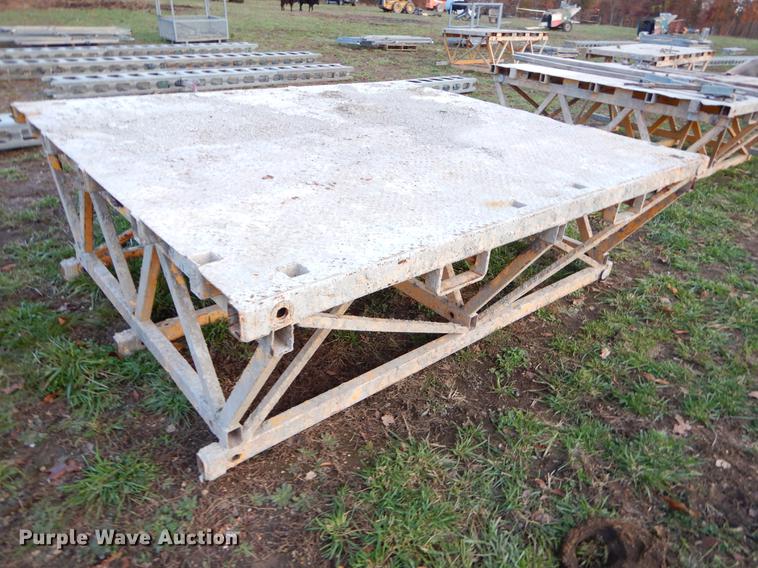 image for item EW9606 Bennu continuous climb scaffold