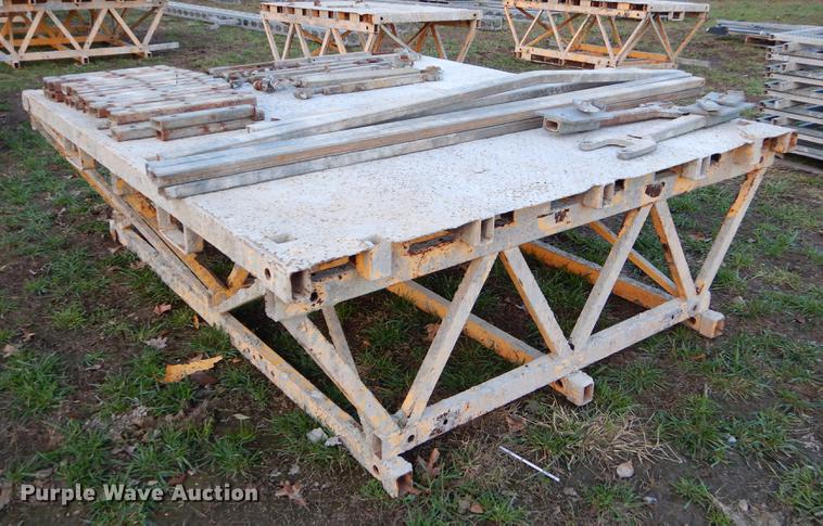 image for item EW9607 Bennu continuous climb scaffold