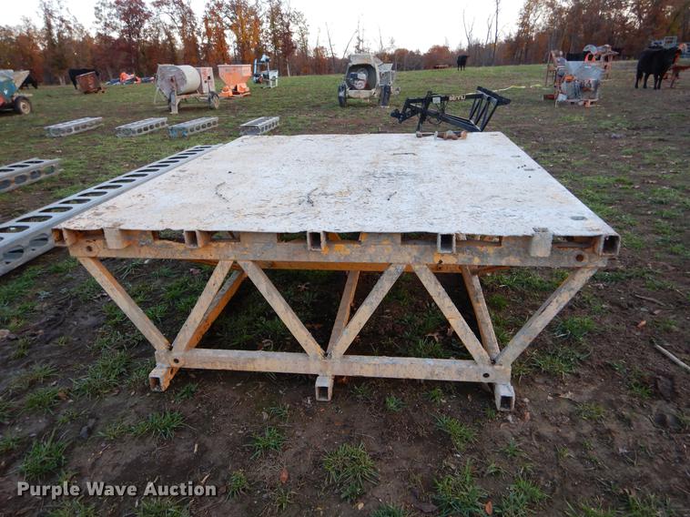 image for item EW9607 Bennu continuous climb scaffold