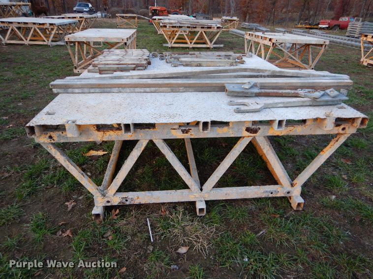 image for item EW9607 Bennu continuous climb scaffold