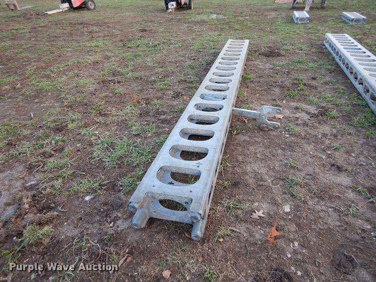 image for item EW9607 Bennu continuous climb scaffold