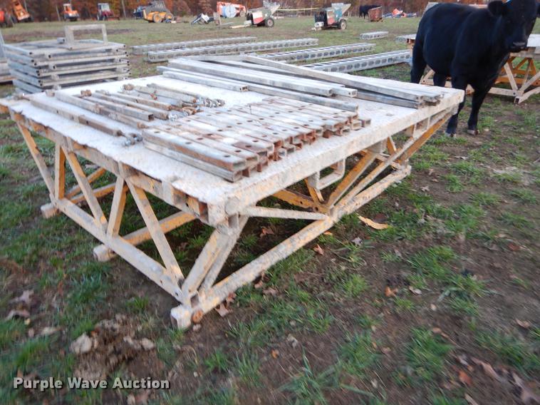 image for item EW9607 Bennu continuous climb scaffold