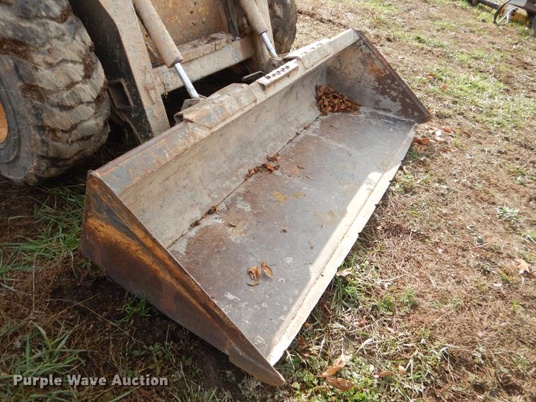 image for item EW9615 New Holland LS190 skid steer