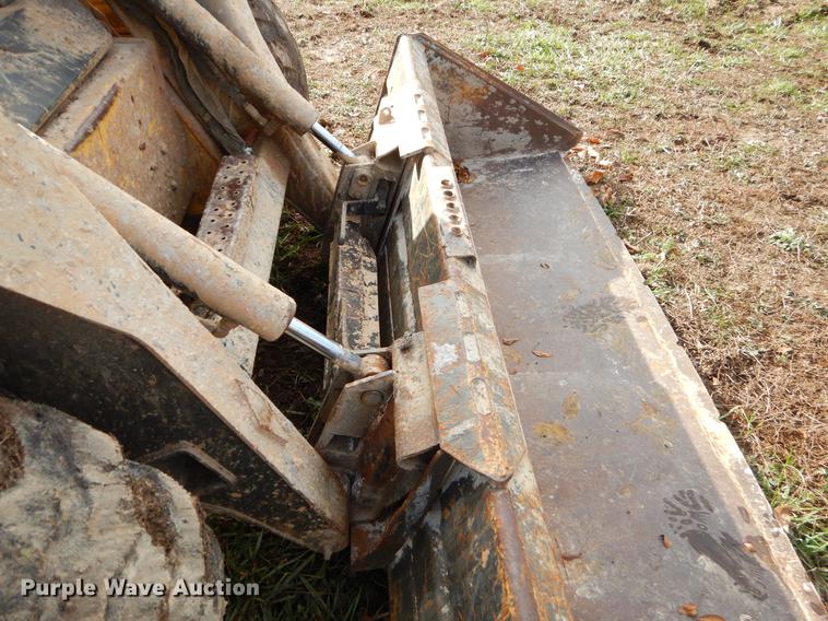 image for item EW9615 New Holland LS190 skid steer